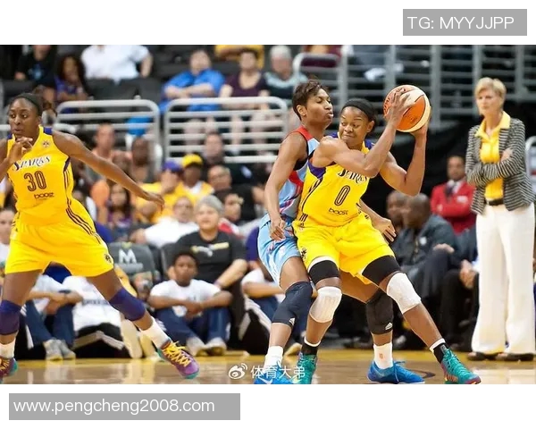 亚特兰大梦想队与风暴队的激烈对决展现篮球魅力与团队精神