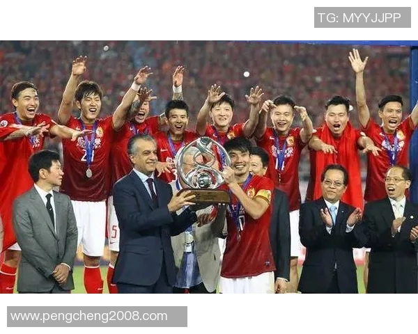 全北现代与广州队激战在即谁能在亚冠赛场上笑到最后