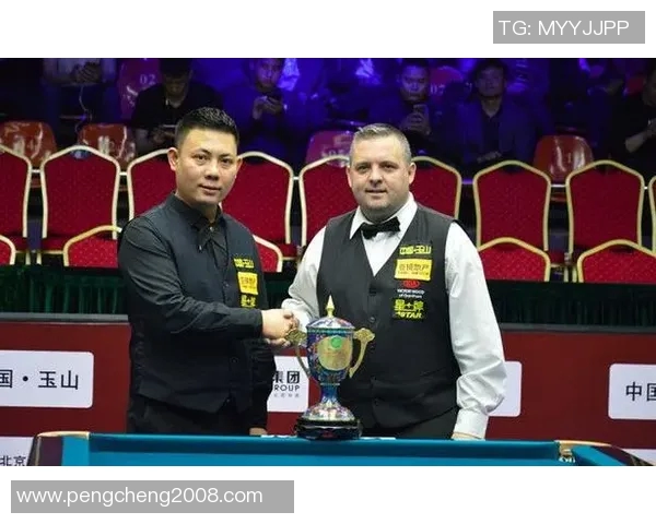 郑宇伯与希尔精彩对决录像回顾分析,重温激烈瞬间与战术较量 郑宇伯与希尔精彩对决录像回顾分析,重温激烈瞬间与战术较量