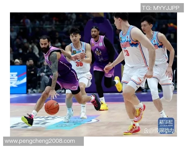 2012年CBA季后赛广东队与北京队激战回顾及精彩瞬间分析