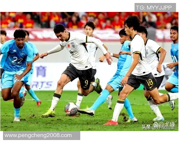 2017323中国男足迎战韩国队全力争胜展现团队精神与实力